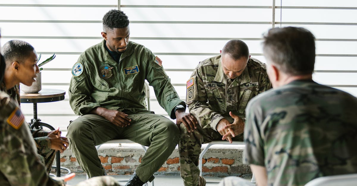 What are four benefits of group therapy?